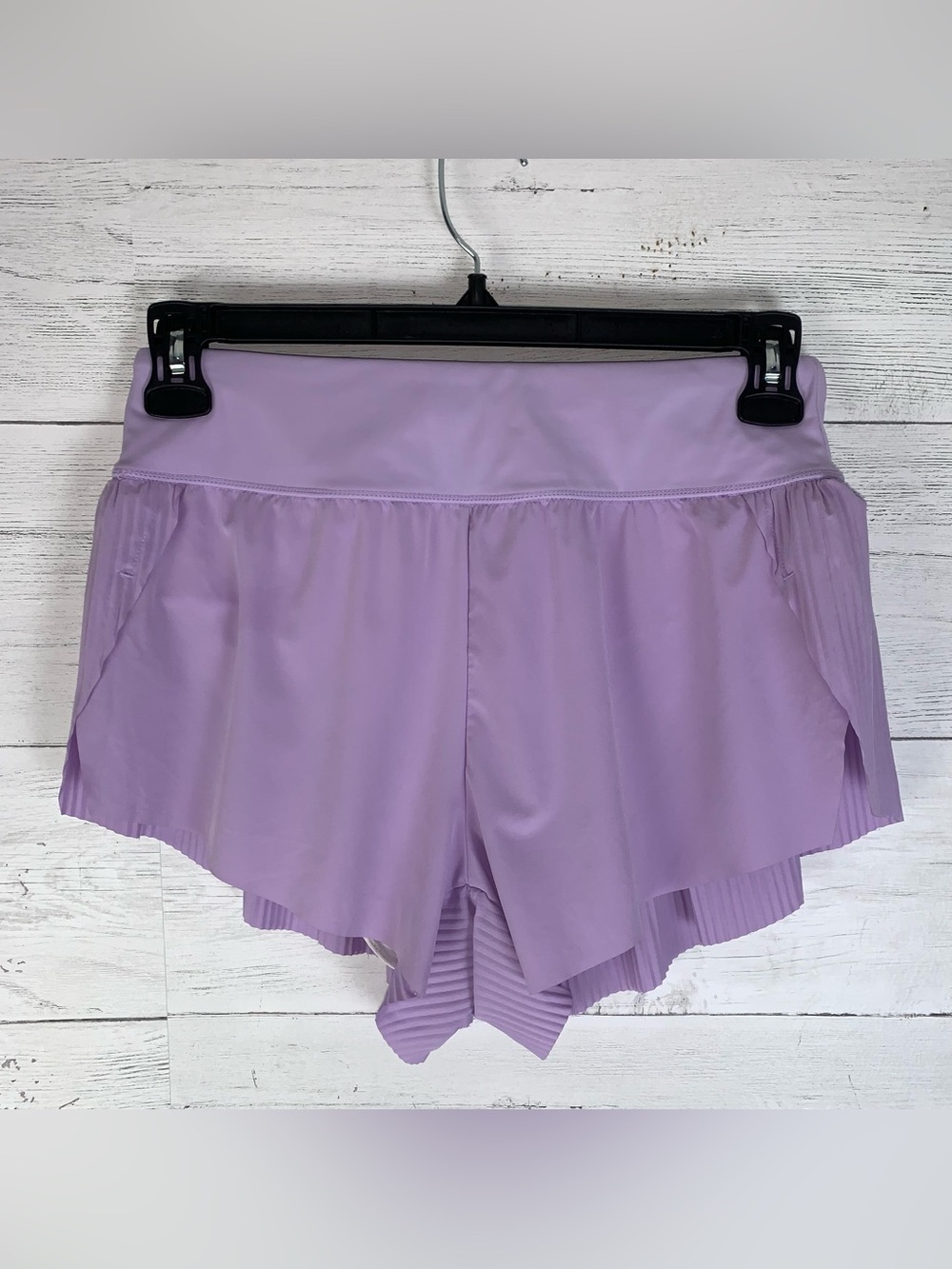 Casei lilac back pleated athletic shorts women's size M (waist 28")